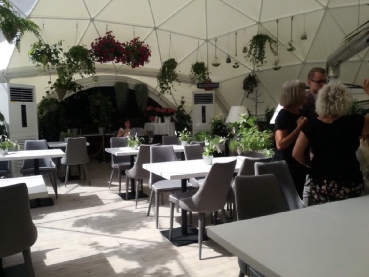Namiot sferyczny s9,5 — gastronomia