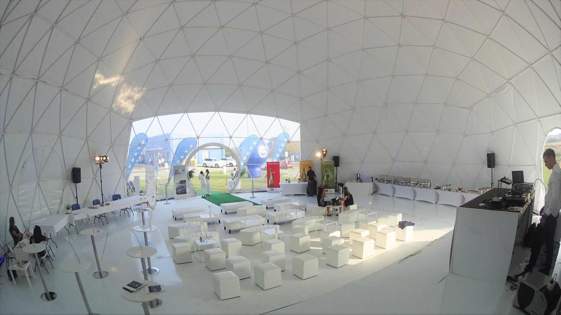 Namiot sferyczny MTS Poland event