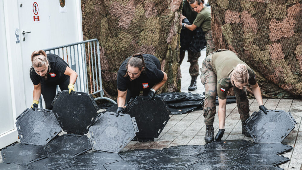 X-Floor Hexa — nawierzchnia modułowa na evencie