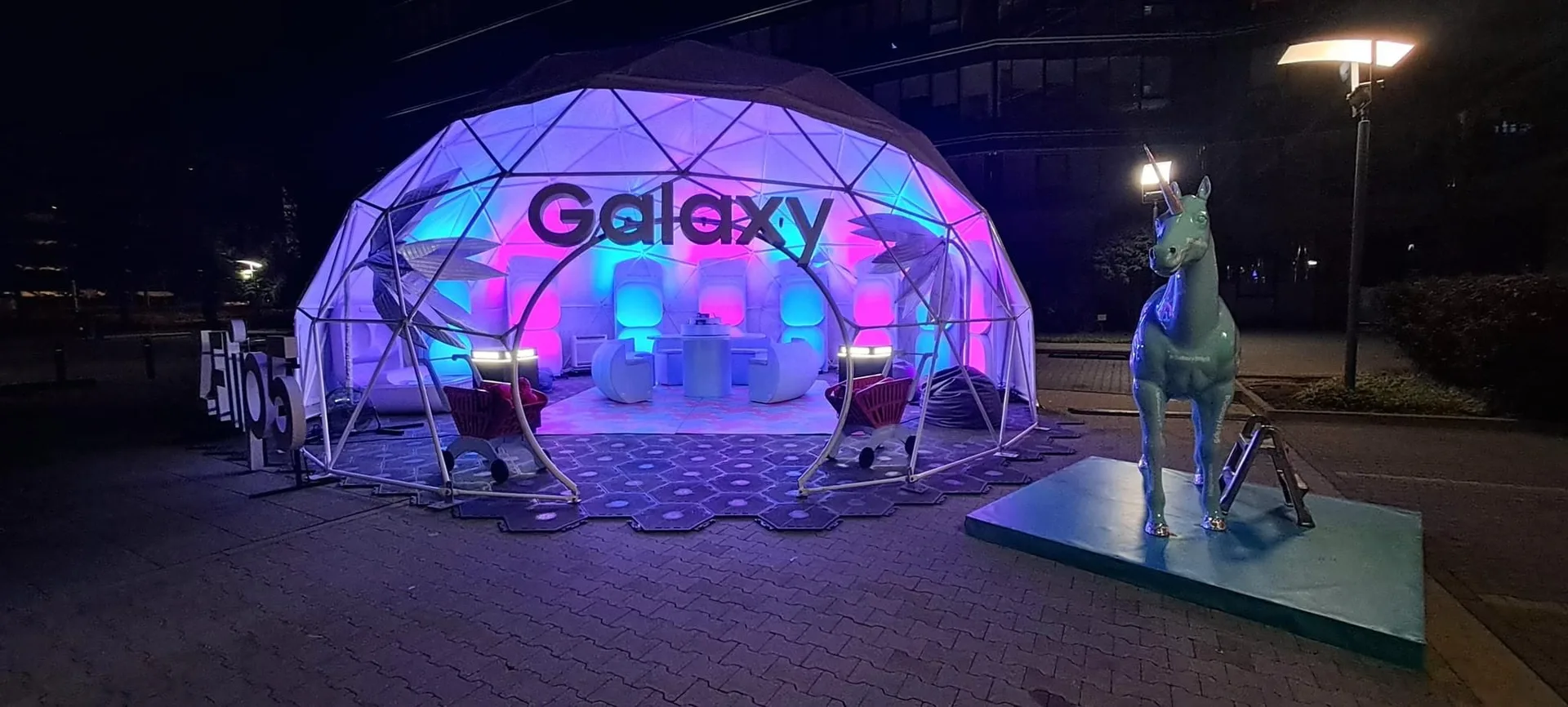 Samsung Galaxy Z Flip 5 — premierowy showroom w namiocie sferycznym