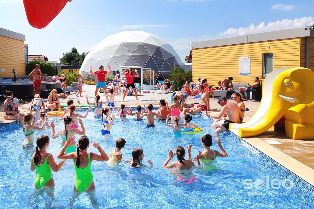 Namioty sferyczne MTS Poland w Soleo Family Resort w Rewalu